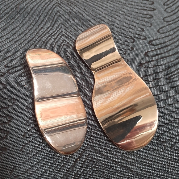 Zara Goldtone Irregular Shaped Abstract Maxi Statement Earrings - Picture 14 of 16